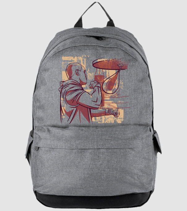 Pugilist model gri pe tricou