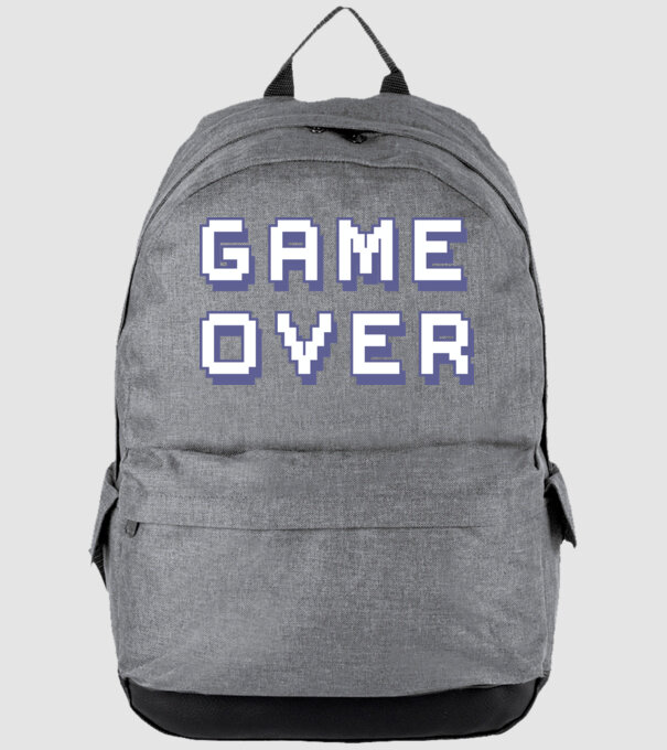 Game Over model gri pe tricou