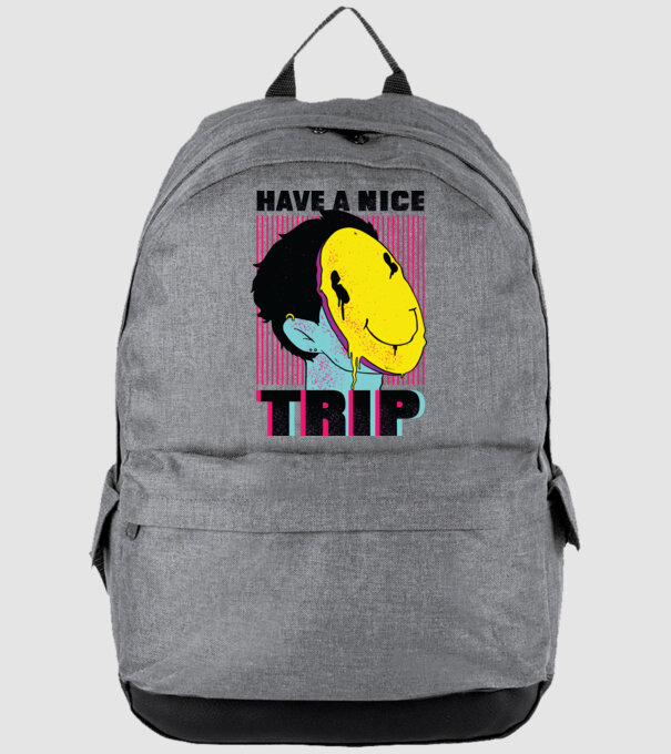 Have a nice Trip model gri pe tricou