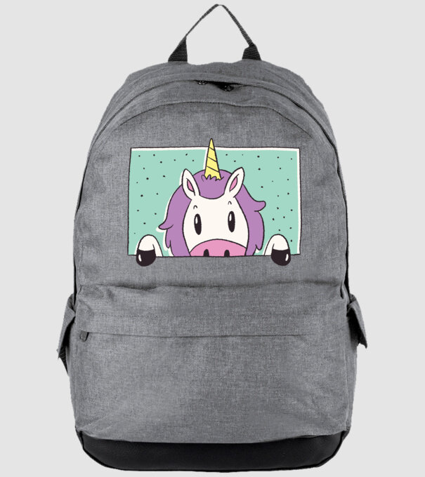 Unicorn curios model gri pe tricou