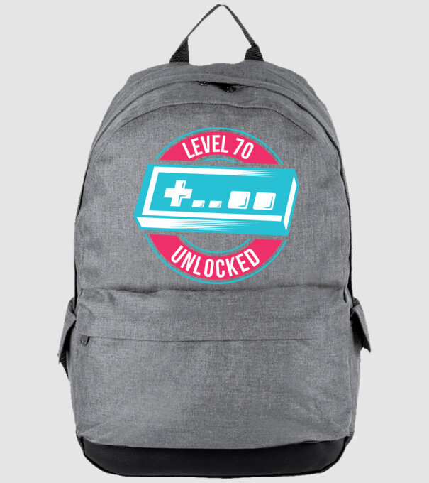 Level 70 Unlocked 70th Birthday model gri pe tricou