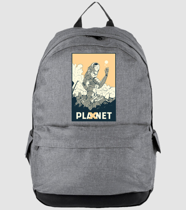 Planet X model gri pe tricou