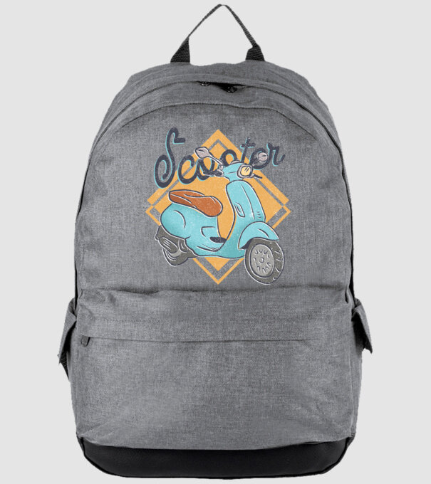 Scooter model gri pe tricou
