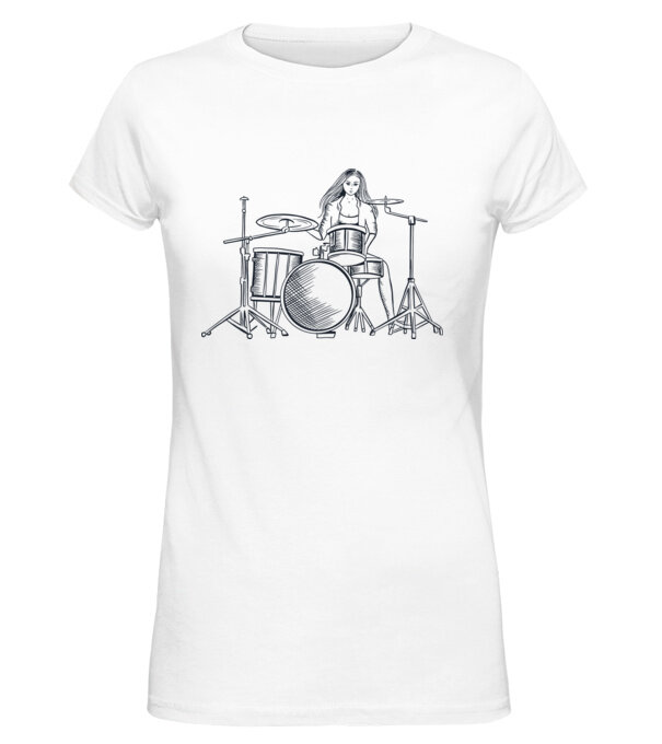  model  pe tricou