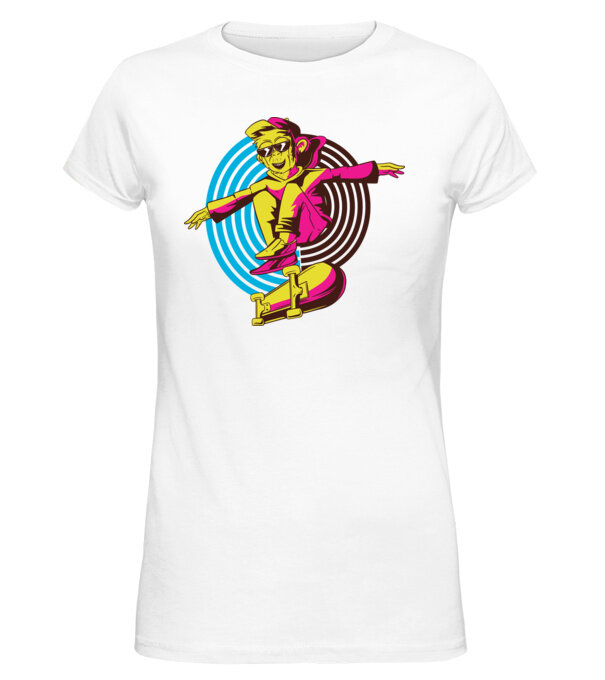  model  pe tricou