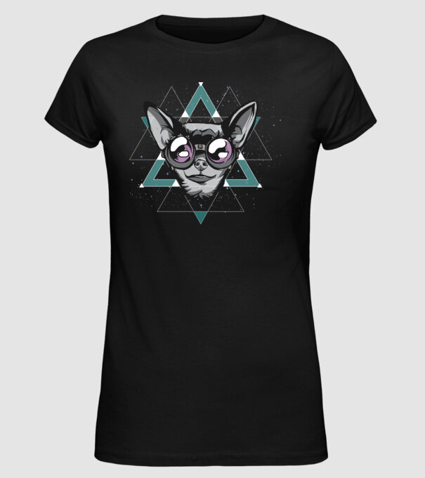 Tricou cu Câine Chihuahua model negru pe tricou