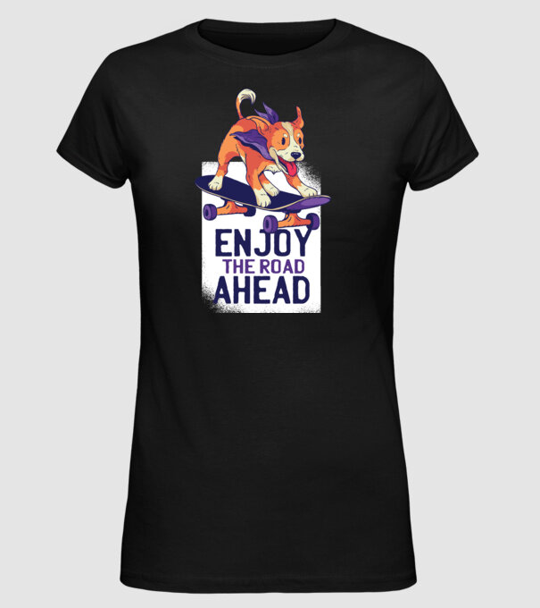 Câine Skateboarder model negru pe tricou