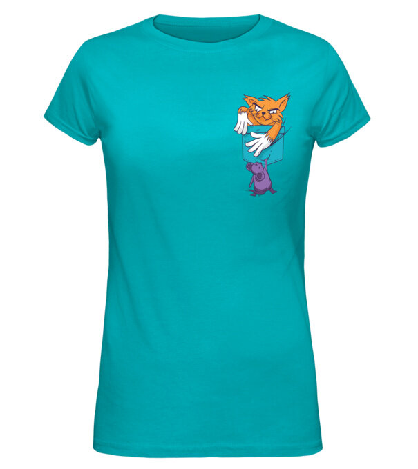  model  pe tricou
