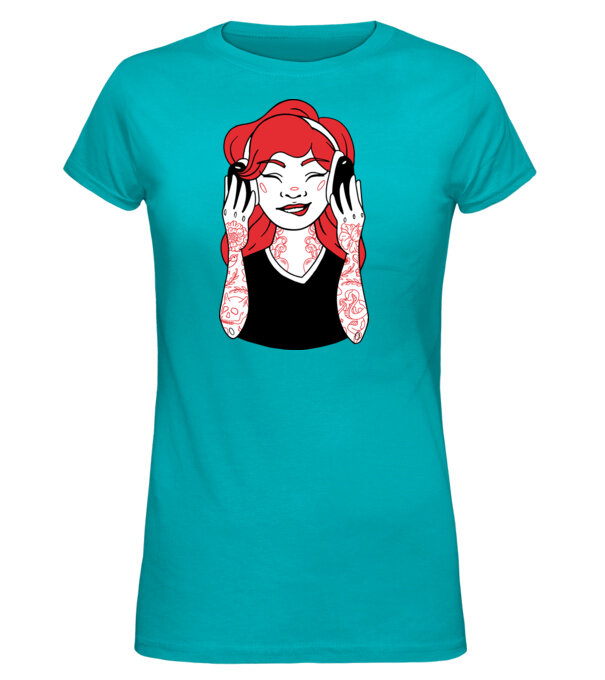  model  pe tricou