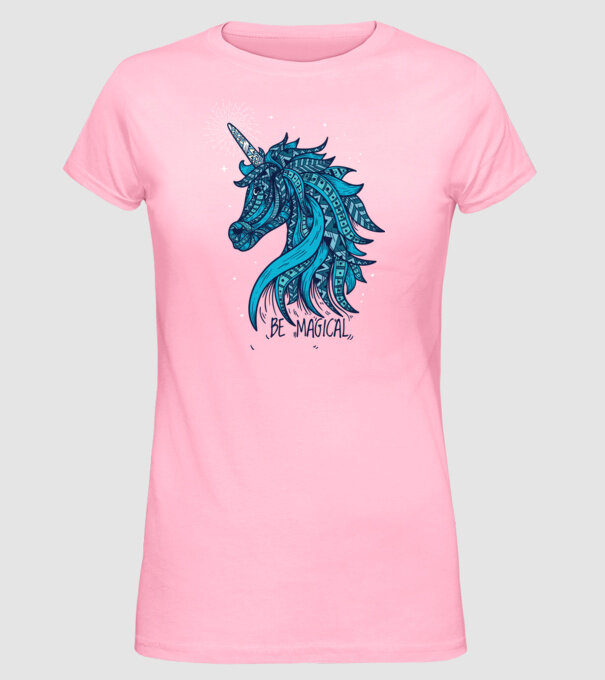 Unicorn magic model roz deschis pe tricou