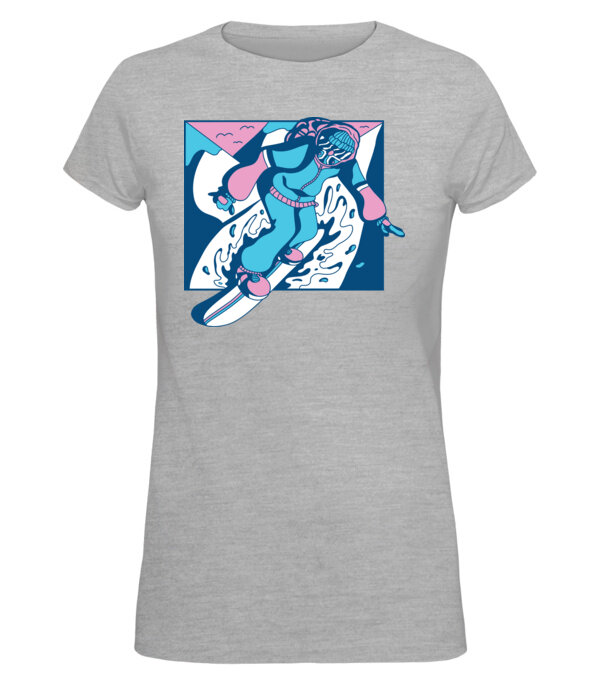  model  pe tricou