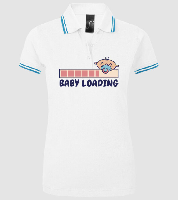 Bebe program încărcare model alb pe tricou