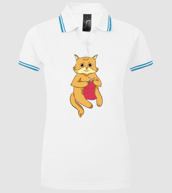Pisică croșetând model alb pe tricou