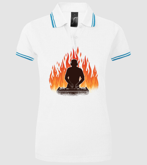 DJ Flăcări model alb pe tricou