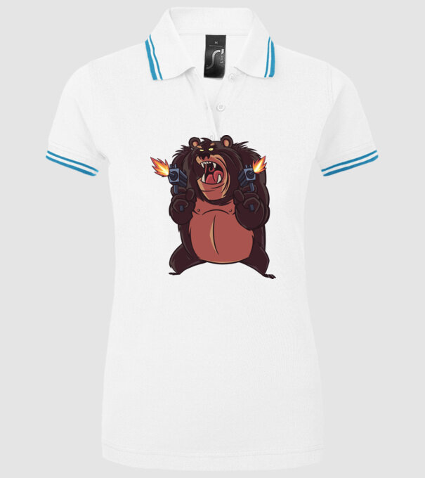 Urs înarmat model alb pe tricou