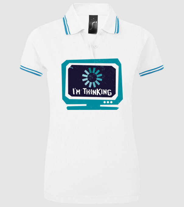 'I''m thinking Mă gândesc' model alb pe tricou