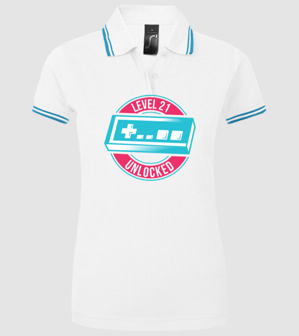 Level 21 Unlocked 21th Birthday model alb pe tricou