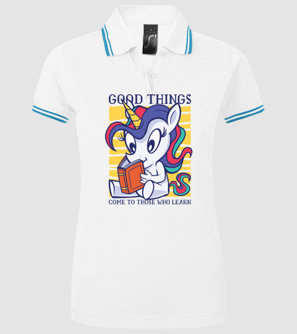 Student unicorn model alb pe tricou