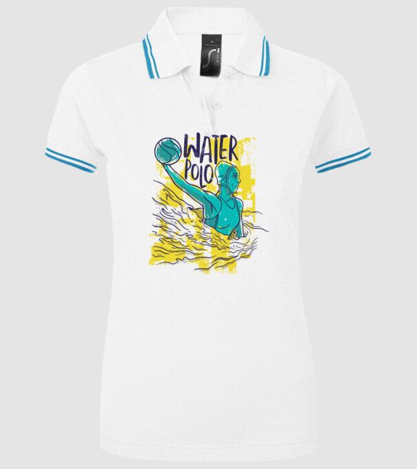 Fată polo pe apă model alb pe tricou