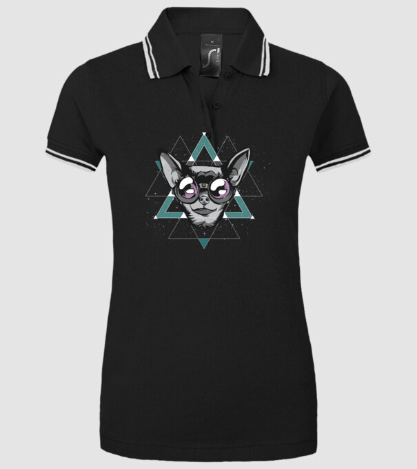 Tricou cu Câine Chihuahua model negru pe tricou