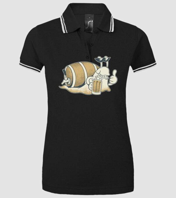 Melc cu bere model negru pe tricou
