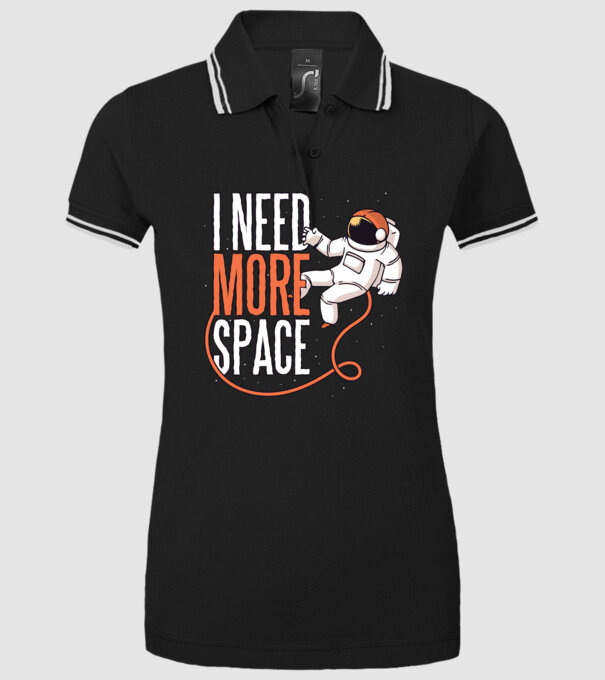 I need more space tricou astronaut model negru pe tricou