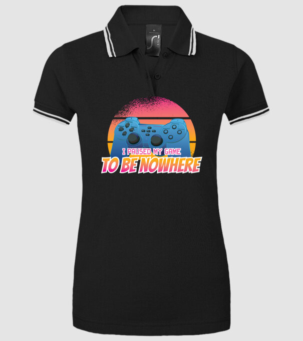 I paused my game to be nowhere model negru pe tricou