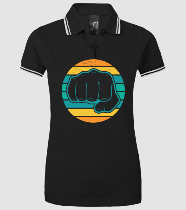Pumn Retro model negru pe tricou