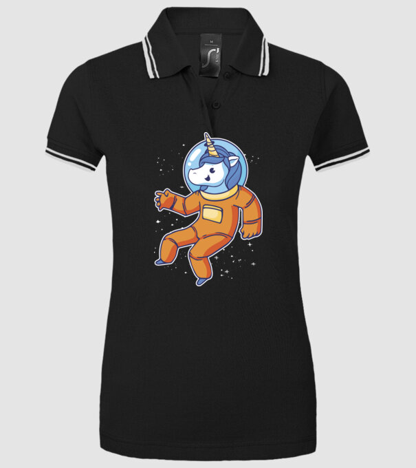 Unicorn Astronaut model negru pe tricou