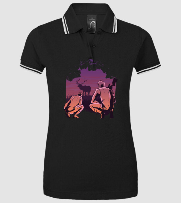 Vânătoare model negru pe tricou