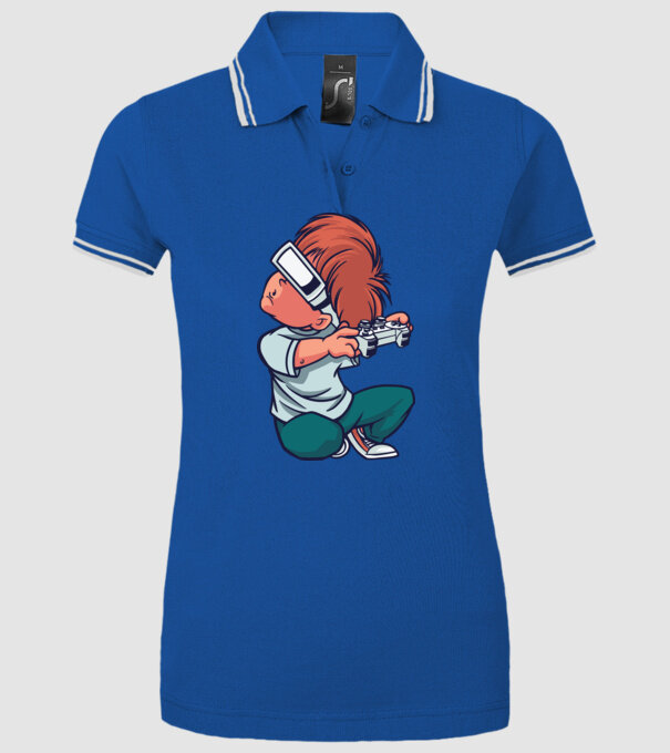 Băiat Gamer cu ochelari VR model albastru regal pe tricou