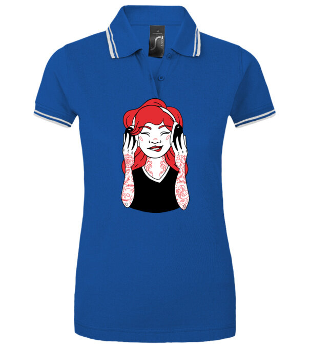  model  pe tricou