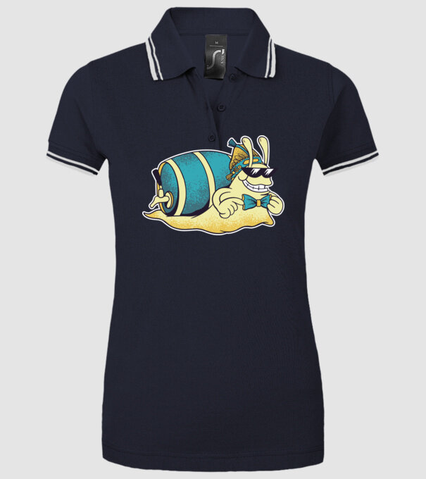 Melc model albastru închis pe tricou