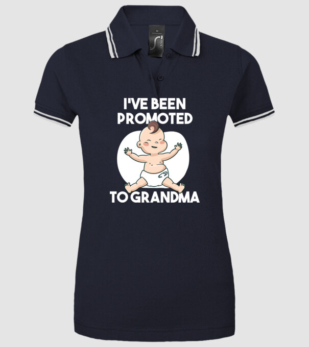 Am devenit bunică model albastru închis pe tricou
