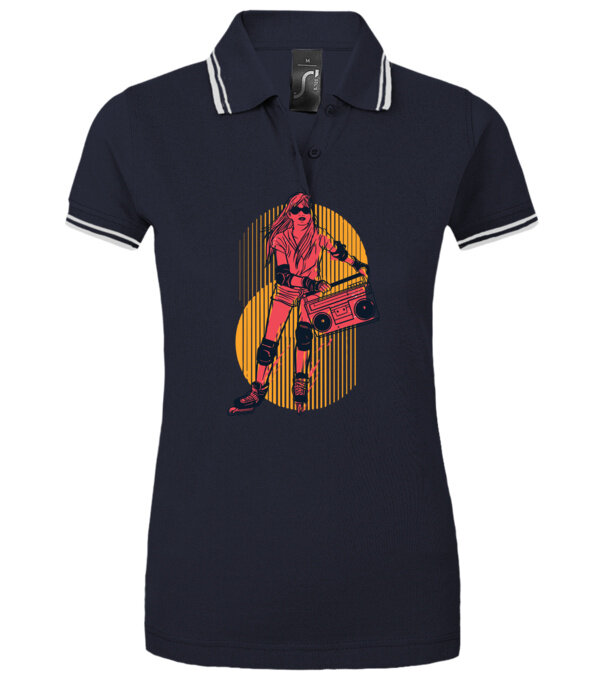  model  pe tricou