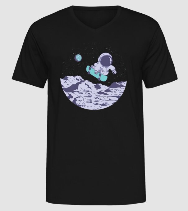 Astronaut Skateboarder model negru pe tricou