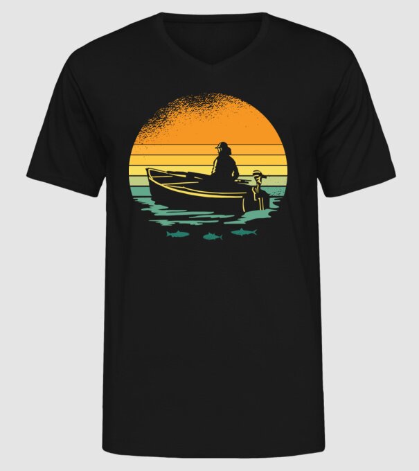 Retro cu Barcă model negru pe tricou