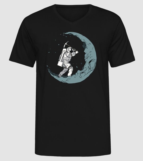 Astronaut pe Lună model negru pe tricou