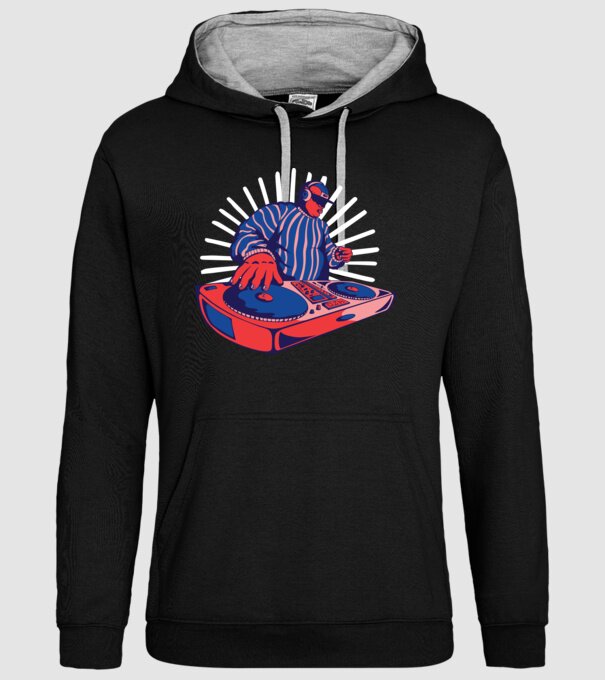 DJ disc jockey model negru pe tricou