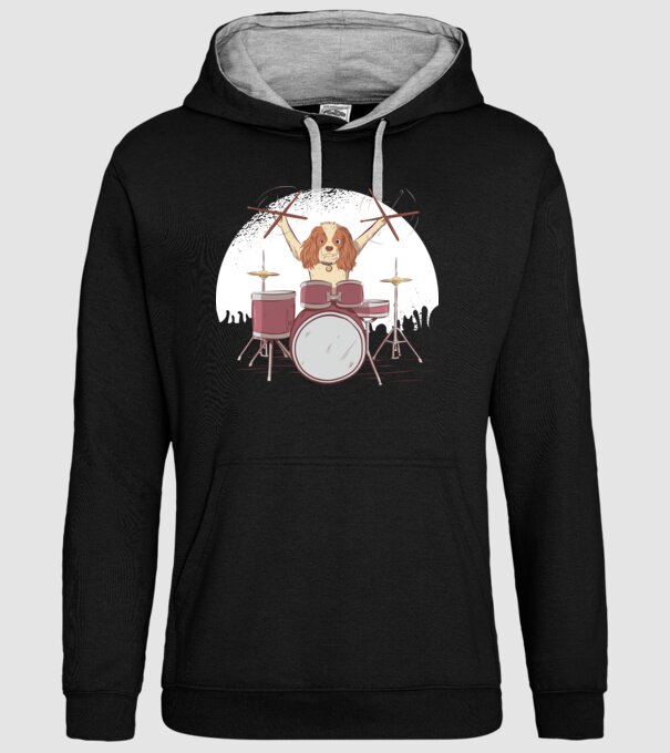 Câine Baterist model negru pe tricou