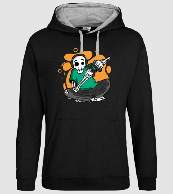 Schelet Gamer model negru pe tricou