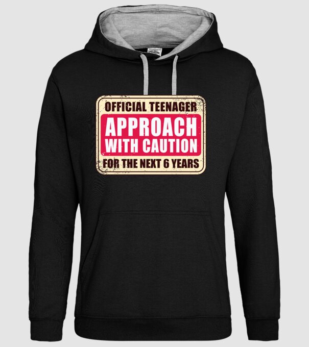 Adolescent oficial Abordați cu prudență model negru pe tricou