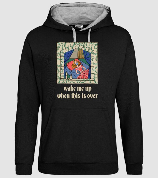 Prințesă de basm cu mască model negru pe tricou