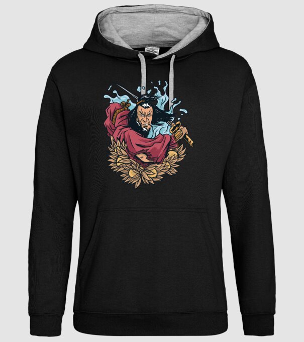 Samurai model negru pe tricou