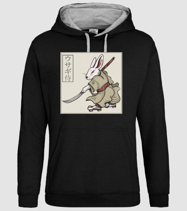 Iepure Samurai model negru pe tricou