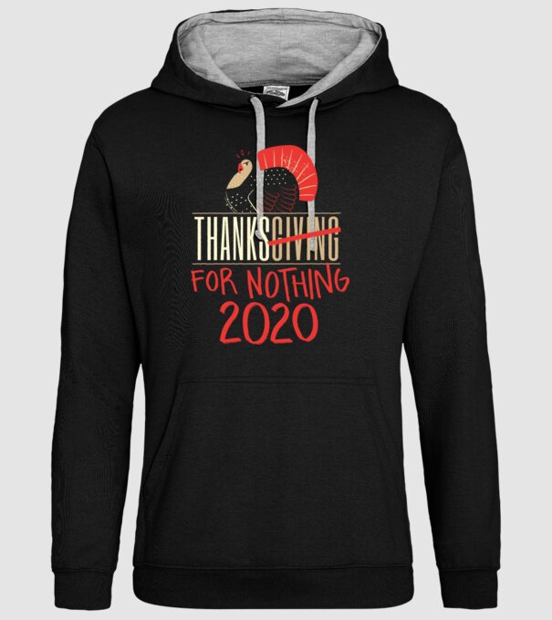 model negru pe tricou