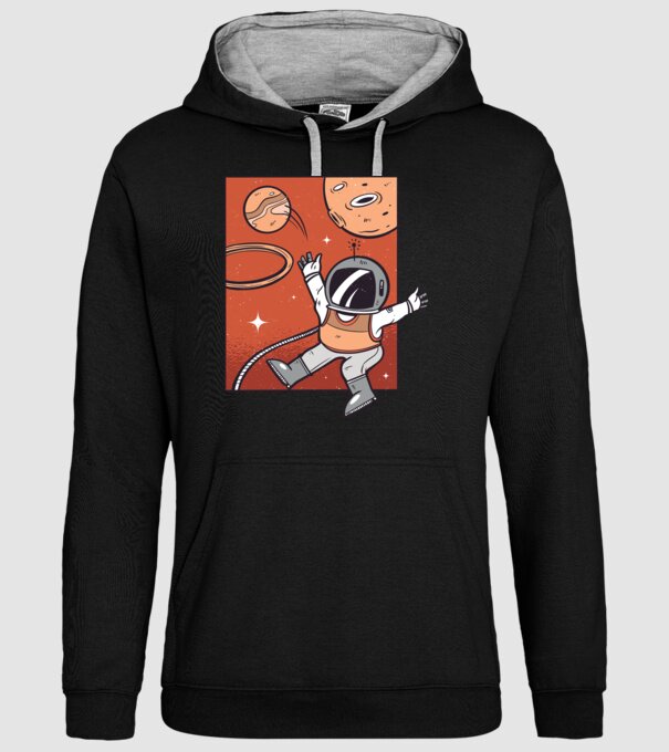 Astronaut Baschetbalist model negru pe tricou