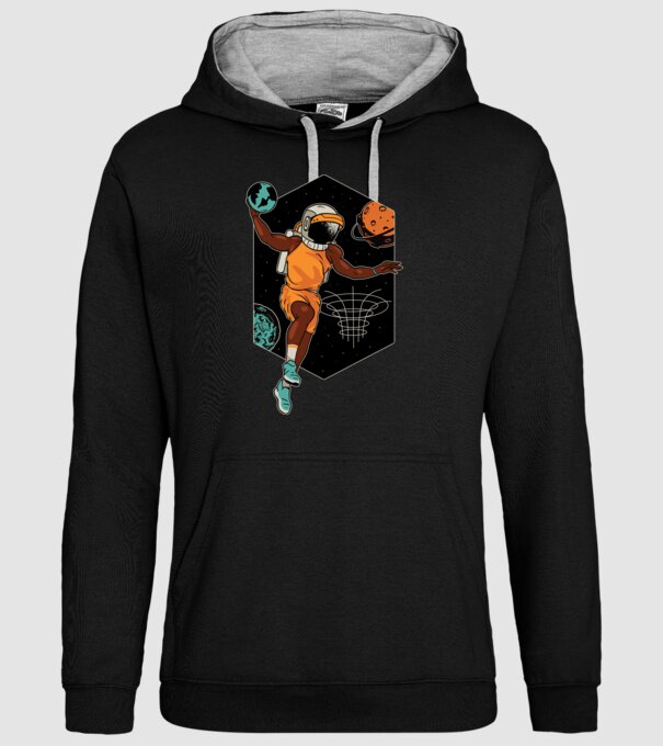 Astronaut Baschetbalist model negru pe tricou