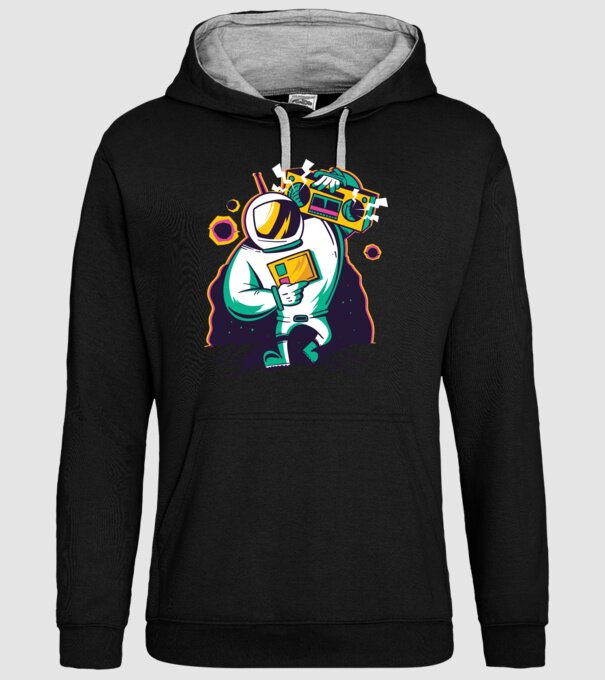 Astronaut cu casetofon model negru pe tricou