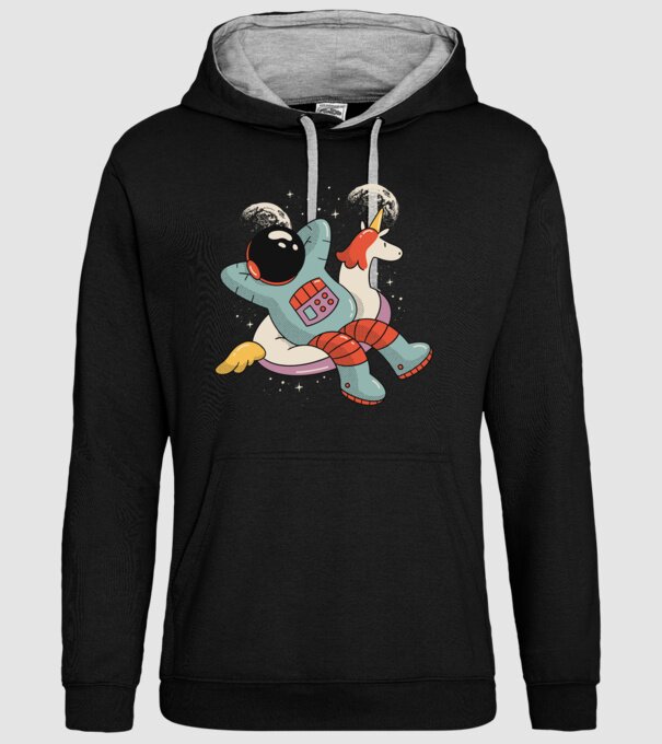 Odihnă Astronaut model negru pe tricou